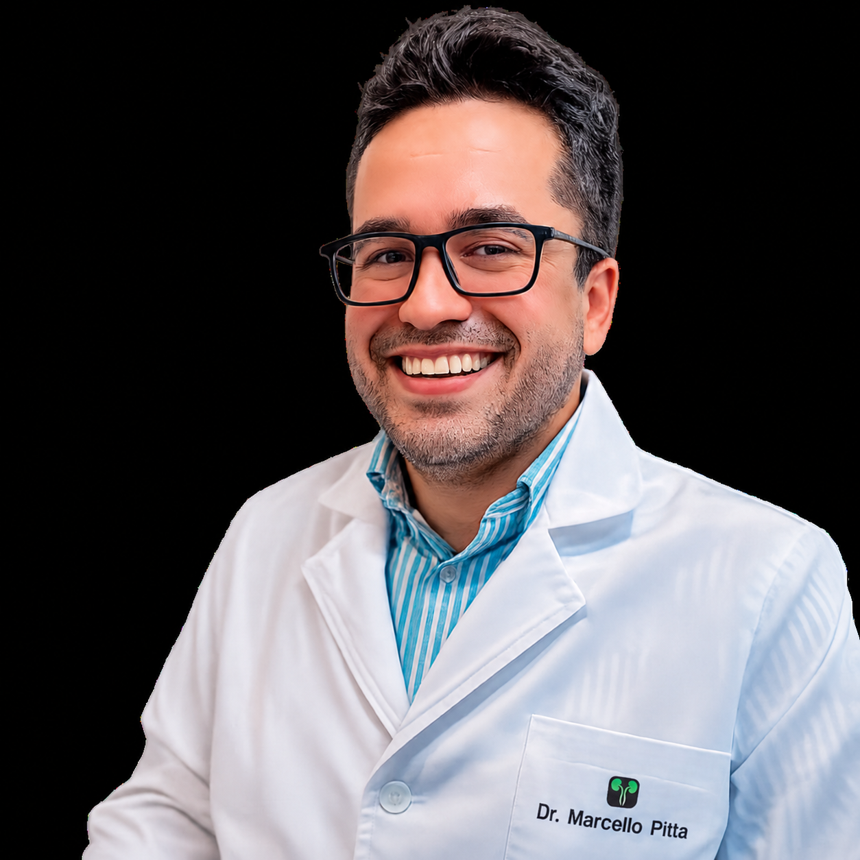 Dr. Marcello Pitta, urologista em Fortaleza, em consultório